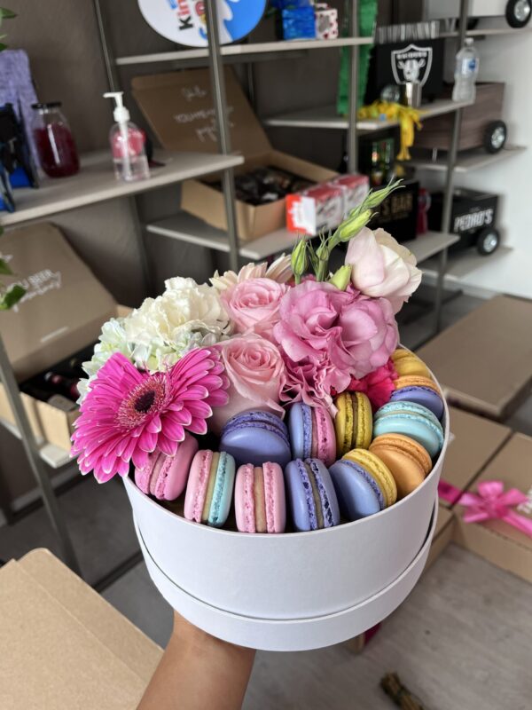 Flores y macarrones