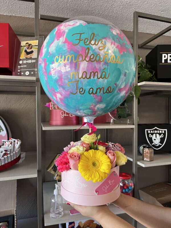 Globo y flores