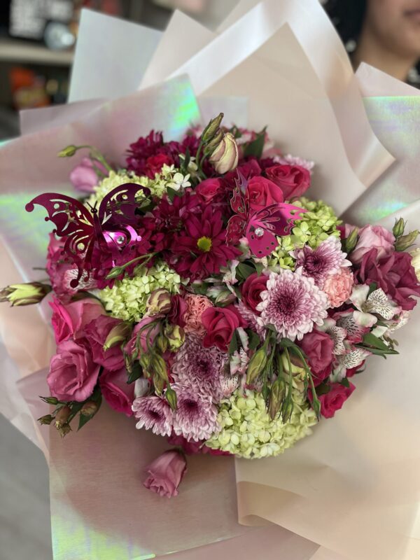 Ramo de flores variadas grande