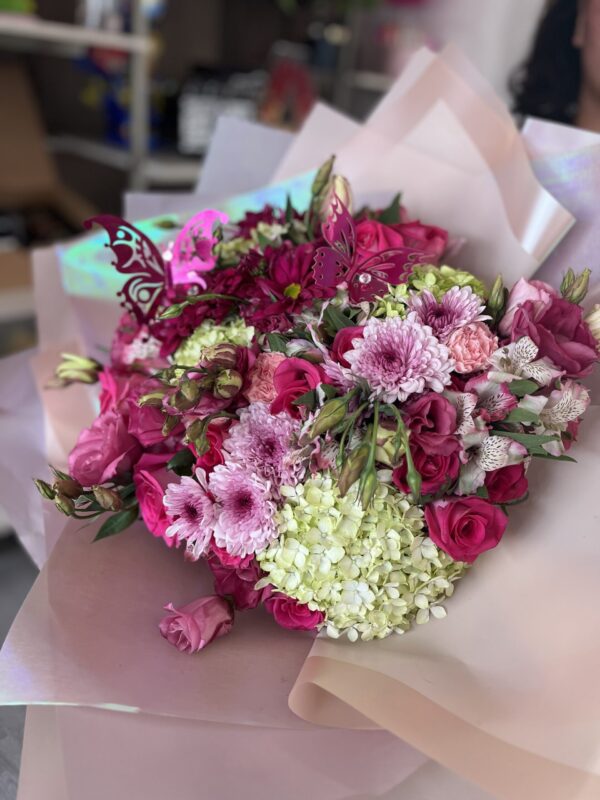 Ramo de flores variadas grande