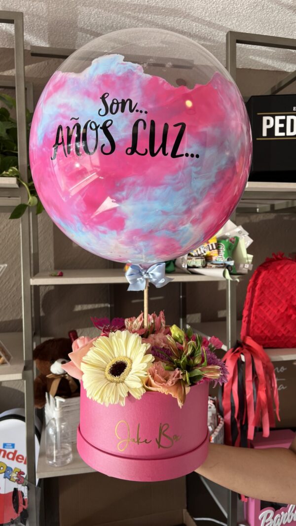 Globo y flores