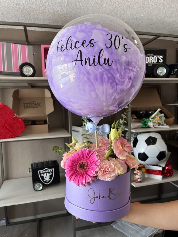Globo y flores