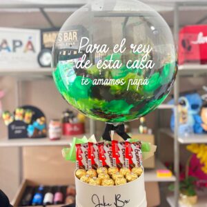 Globo y chocolates para el rey de la casa