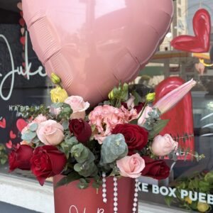 Flores y corazones